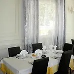 Alba מלון 3*