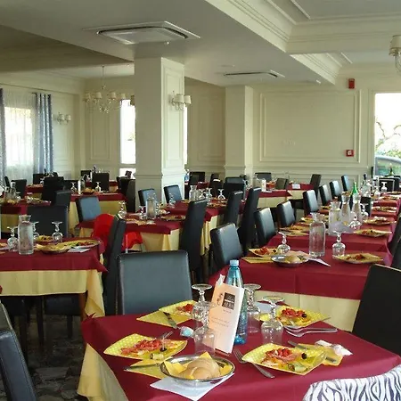 Hotel Alba 3*