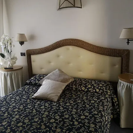 Hotel Alba 3*